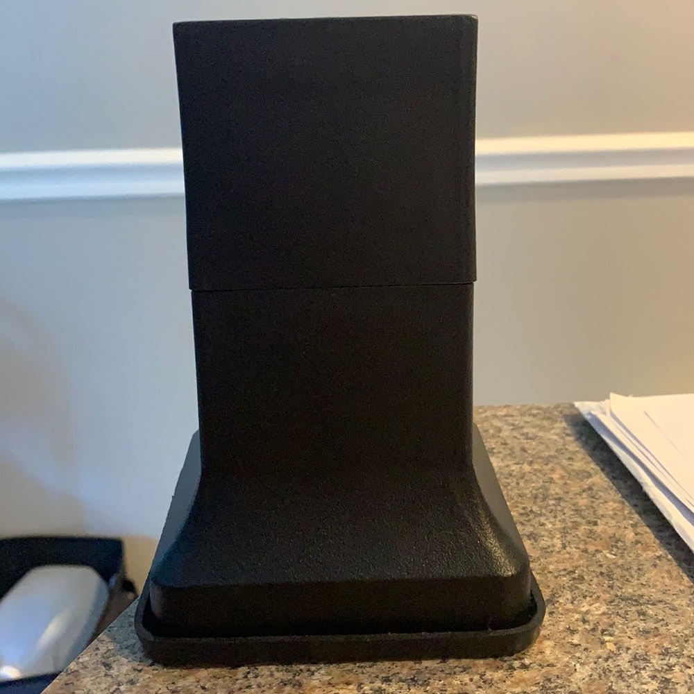 Black Bed Risers